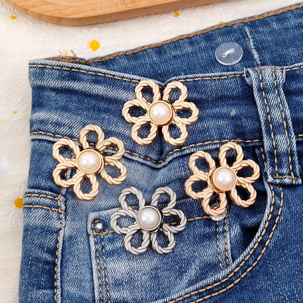 2pairs Waist Metal Flower Adjustable Tighten Invisibility Decoration Couple Buckles Pants Skirts Size Change From Large To Small