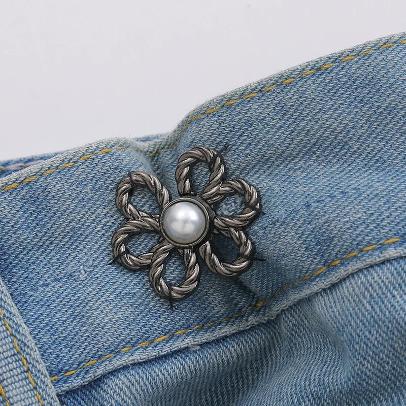 2pairs Waist Metal Flower Adjustable Tighten Invisibility Decoration Couple Buckles Pants Skirts Size Change From Large To Small